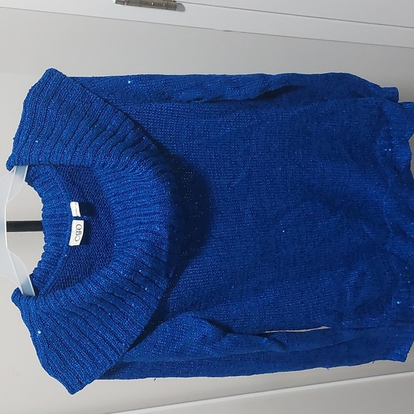 Blue sparkly knit sweater and camisole - Picture 2 of 5